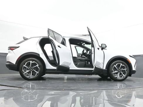 New 2026 Chevrolet Equinox EV LT image 62