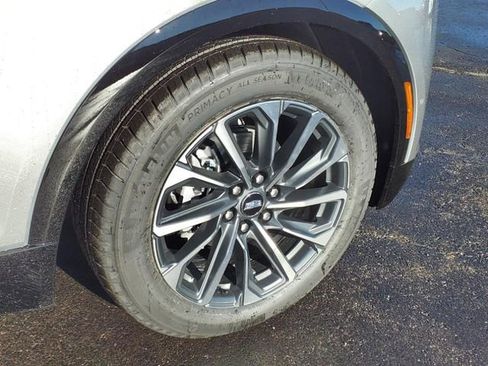 New 2025 Cadillac Lyriq Sport image 12