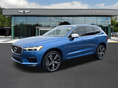 Used 2018 Volvo XC60 T6 R-Design w/ Convenience Package image 3