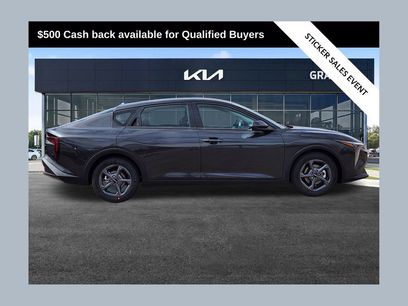 New 2026 Kia K4
