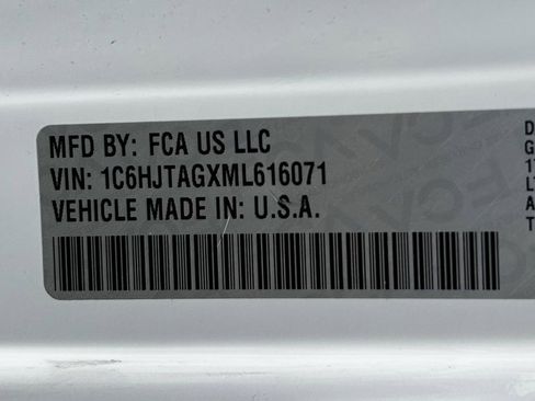 Used 2021 Jeep Gladiator Sport AWD/4WD image 34