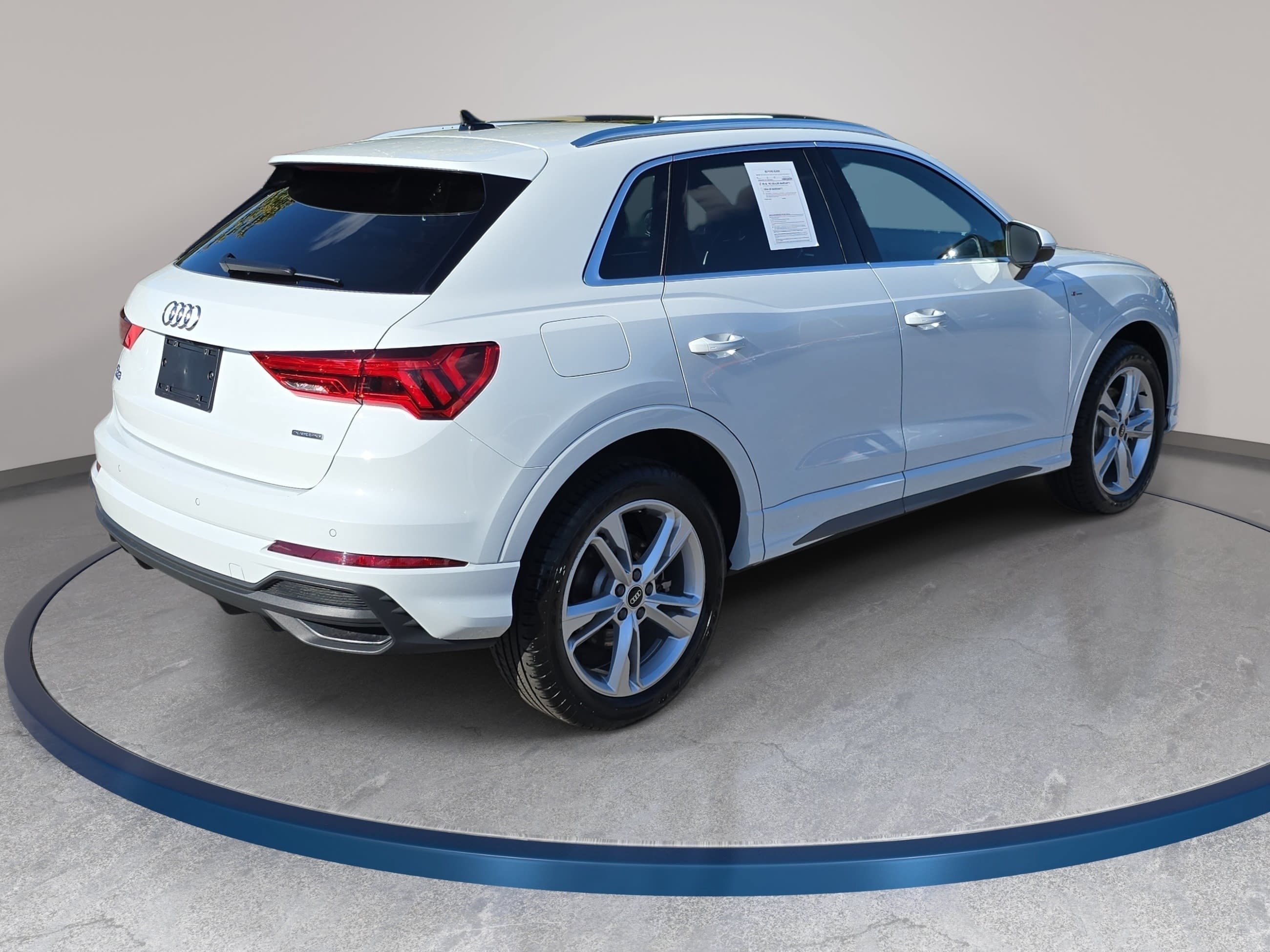 Used 2023 Audi Q3 2.0T Premium Plus w/ Premium Plus Package AWD/4WD image 5