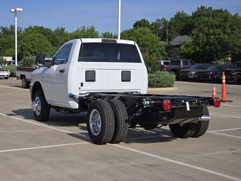 New 2026 RAM 3500 Tradesman AWD/4WD image 3