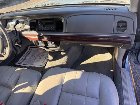 Used 2003 Mercury Grand Marquis LS image 31