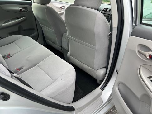Used 2010 Toyota Corolla FWD image 14