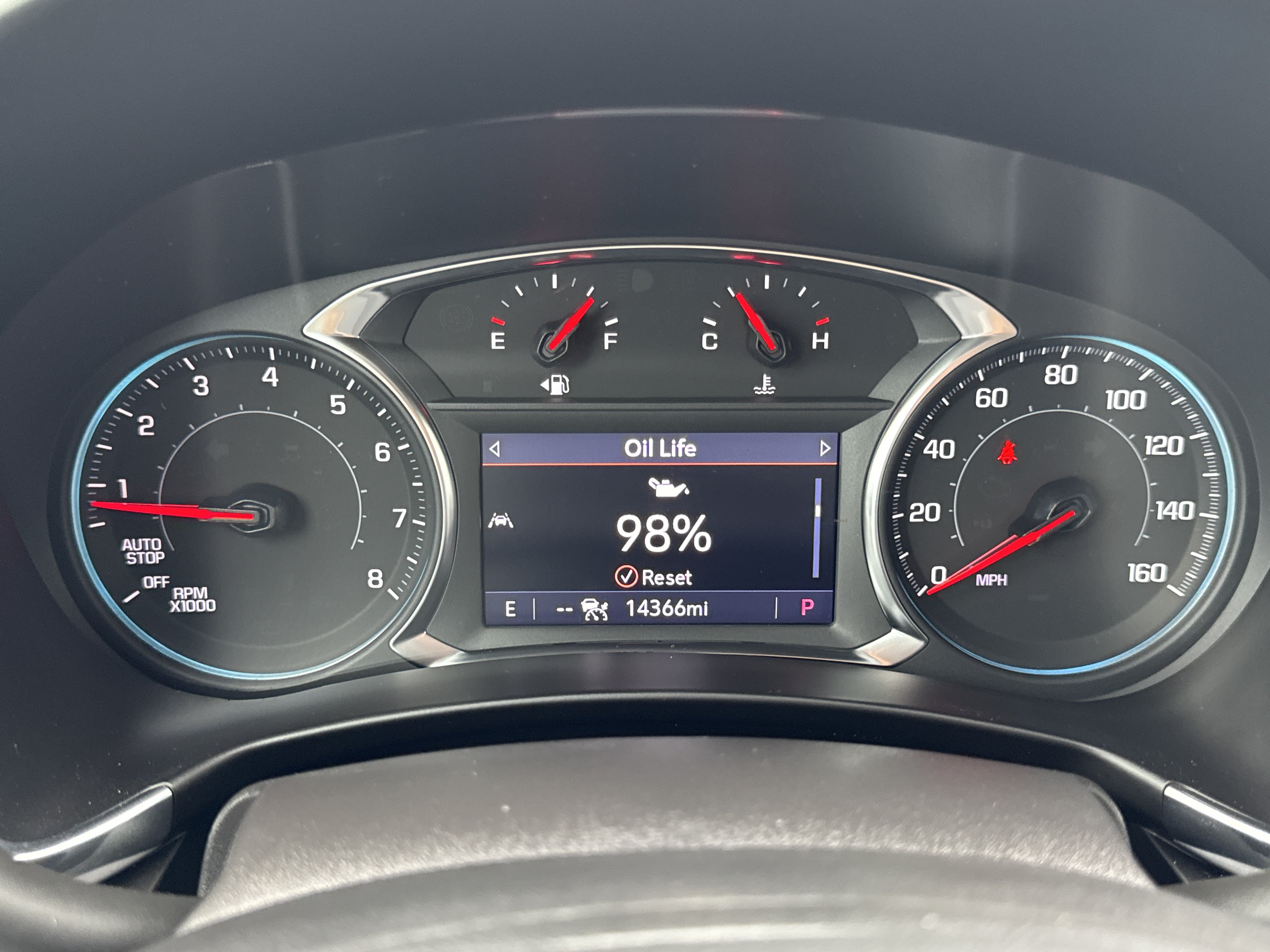 Used 2024 Chevrolet Equinox Premier FWD image 36