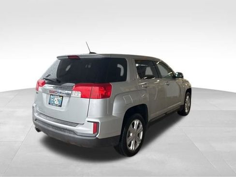 Used 2017 GMC Terrain SLE FWD image 3