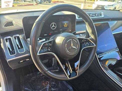 Certified 2022 Mercedes-Benz S 500 4MATIC image 27