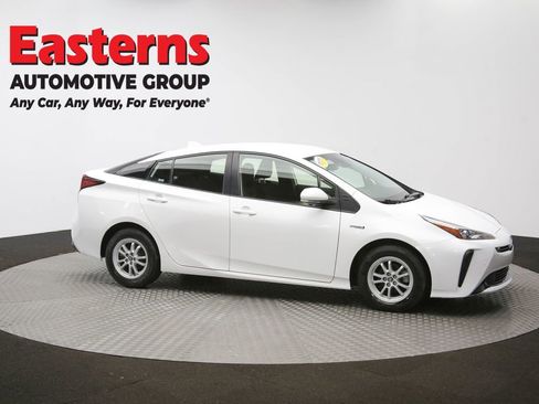 Used 2022 Toyota Prius LE image 41