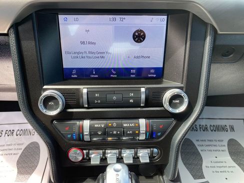 Used 2022 Ford Mustang Premium image 20