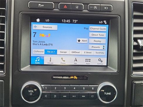 Used 2019 Ford Expedition Limited w/ Equipment Group 302A image 13