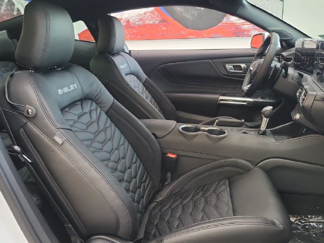 New 2026 Ford Mustang GT Premium w/ GT Performance Package RWD image 18