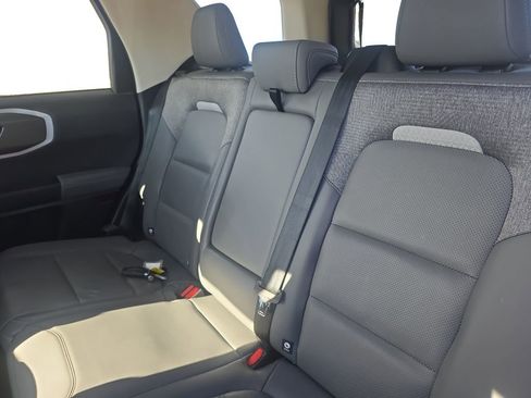 Used 2025 Ford Bronco Sport Badlands image 14