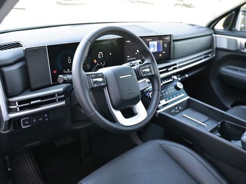 Used 2025 Hyundai Santa Fe XRT AWD/4WD image 17