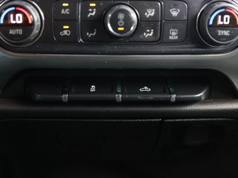 Used 2019 Chevrolet Silverado 1500 LT w/ All Star Edition AWD/4WD image 38