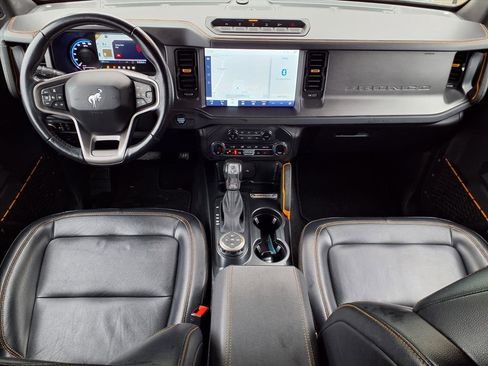Certified 2024 Ford Bronco Badlands image 10