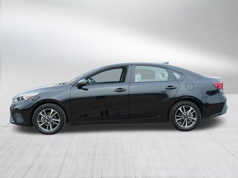 Certified 2023 Kia Forte LXS w/ LXS Technology Package image 4