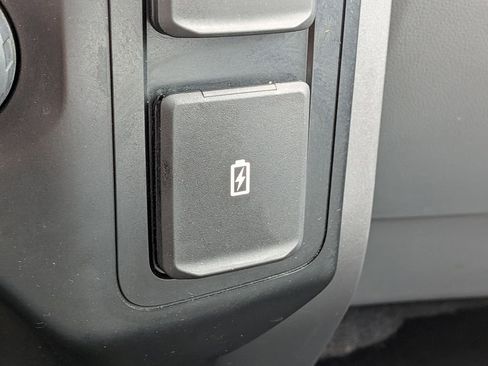 Used 2022 Ford F150 XLT image 22