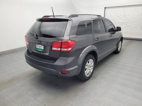 Used 2019 Dodge Journey SE FWD image 9