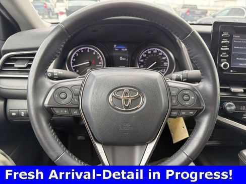 Used 2024 Toyota Camry SE image 5