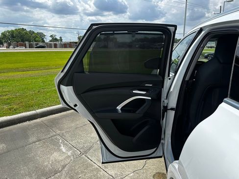 New 2026 Audi Q5 Premium Plus image 24