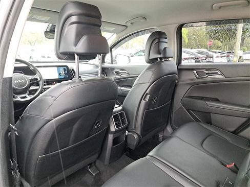 Used 2023 Kia Sportage EX image 10