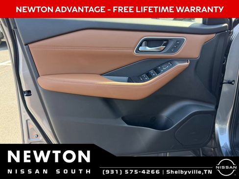 New 2026 Nissan Rogue Platinum w/ Platinum Premium Package AWD/4WD image 16