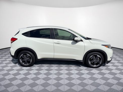 Used 2018 Honda HR-V EX-L image 8