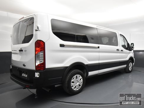 Used 2023 Ford Transit 350 XLT image 45