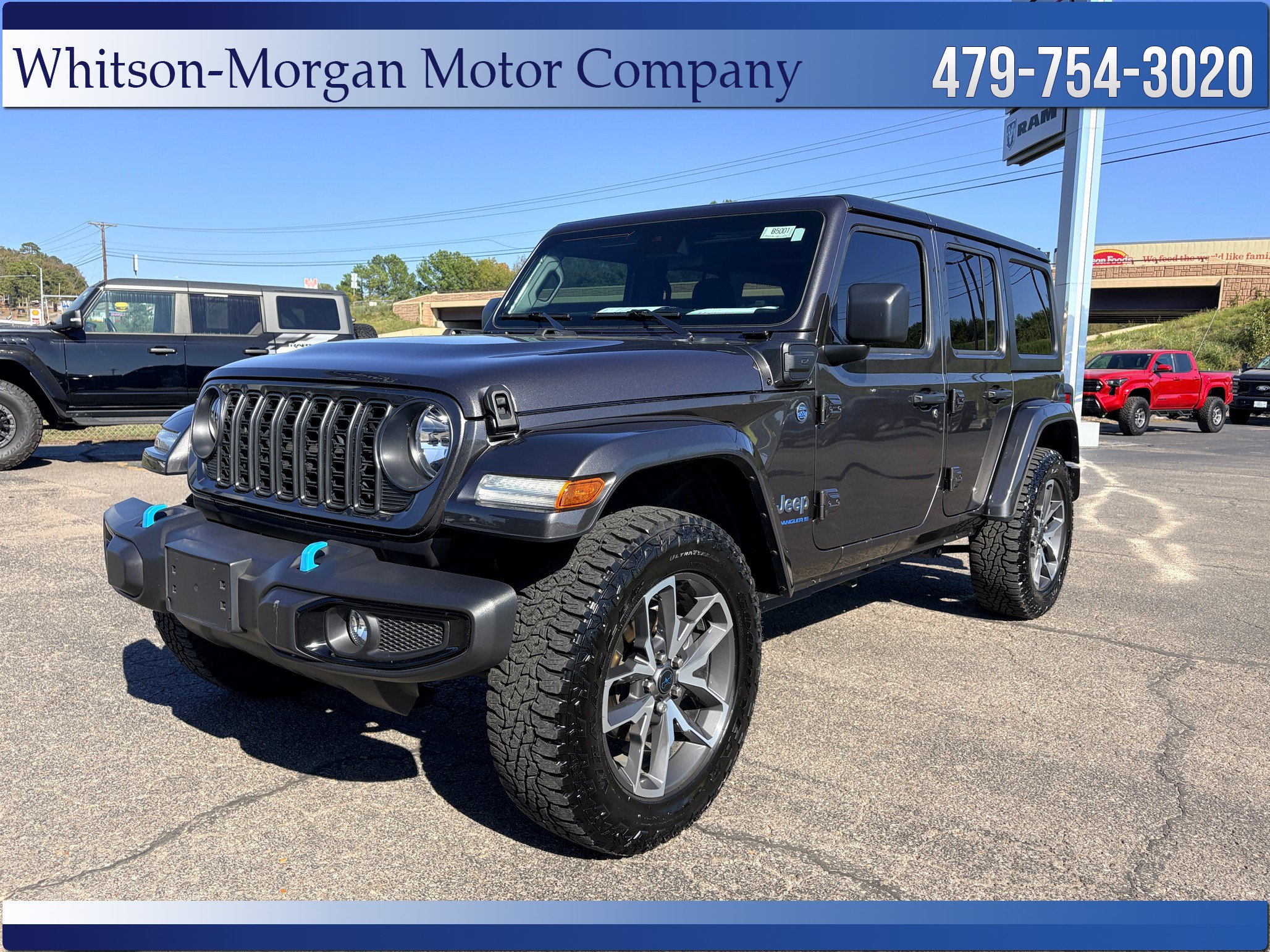Used 2024 Jeep Wrangler Unlimited w/ Convenience Group AWD/4WD image 1