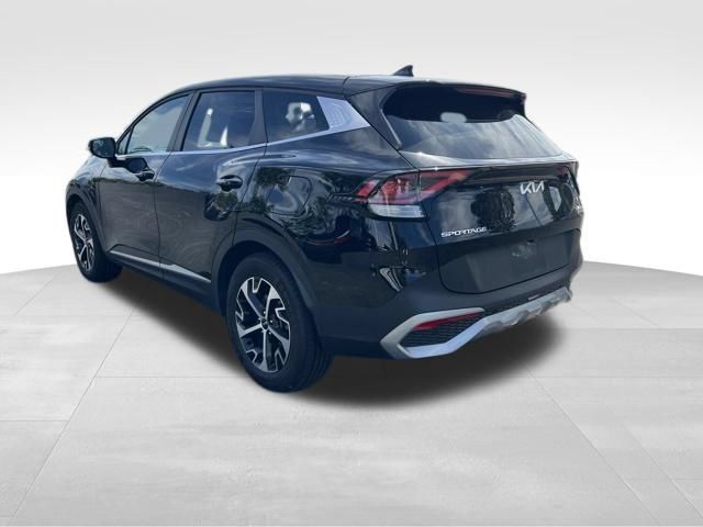 Certified 2023 Kia Sportage EX FWD image 6