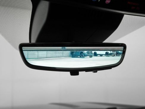 Used 2026 GMC Yukon AT4 Ultimate w/ LPO, Illumination Package AWD/4WD image 30