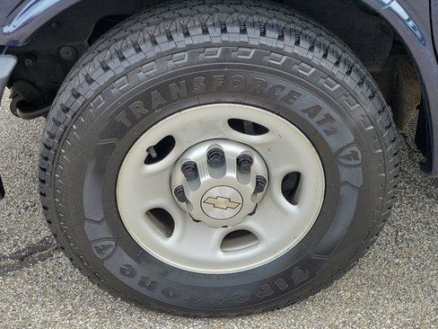 Used 2015 Chevrolet Express 2500 RWD image 6