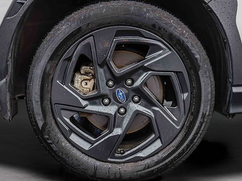 Used 2024 Subaru Crosstrek 2.5i Sport AWD/4WD image 28