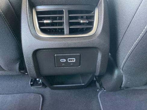 Certified 2024 Chevrolet Blazer LT w/ Convenience Package image 12