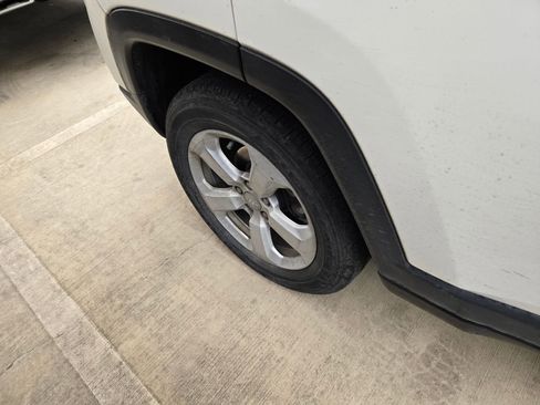 Used 2021 Jeep Compass Latitude w/ Convenience Group image 6