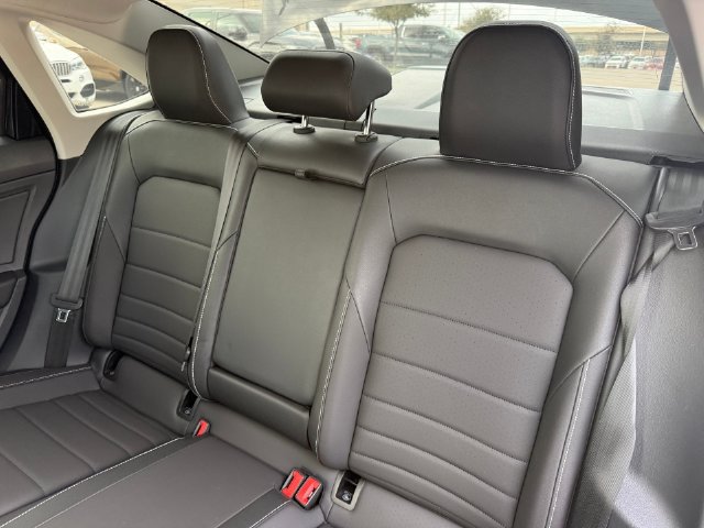 Used 2024 Volkswagen Jetta SE w/ Panoramic Sunroof Package FWD image 29