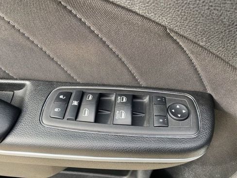 Used 2023 Dodge Charger SXT image 16