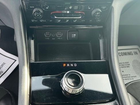 Certified 2023 Jeep Grand Cherokee L Laredo image 16