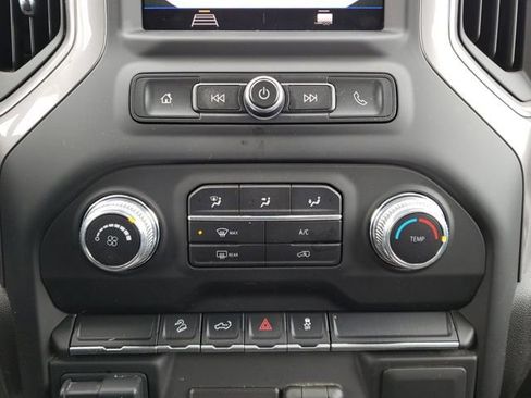 Used 2022 GMC Sierra 2500 Pro w/ Convenience Package image 23