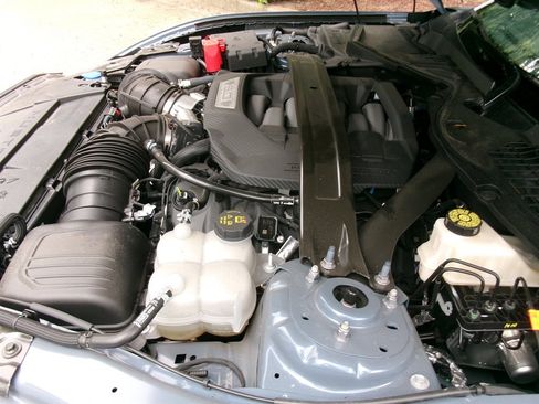 Used 2025 Ford Mustang GT Premium RWD image 40