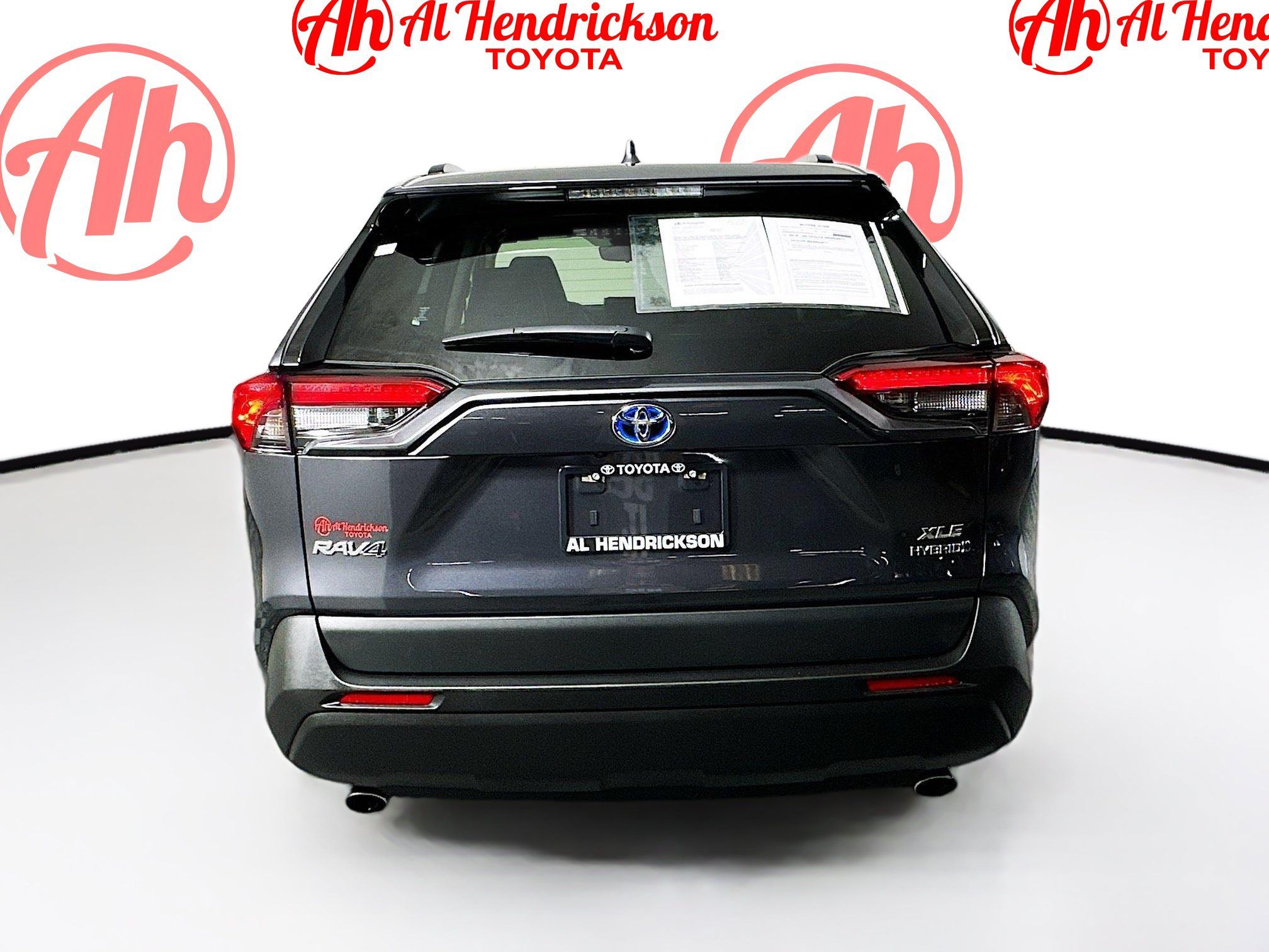 Used 2024 Toyota RAV4 XLE Premium w/ Weather Package AWD/4WD image 4