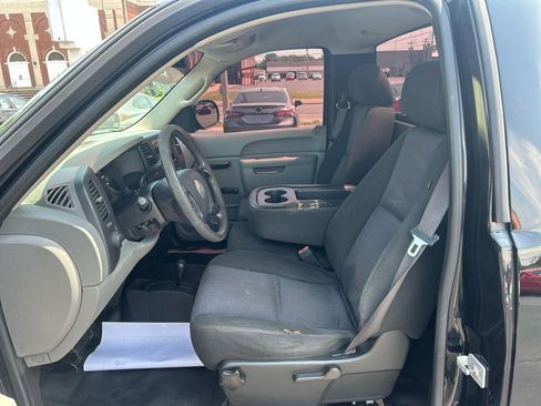 Used 2011 Chevrolet Silverado 1500 W/T w/ LS Package AWD/4WD image 9