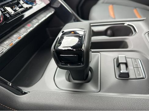 New 2026 GMC Sierra 1500 AT4 w/ AT4 Premium Package AWD/4WD image 22