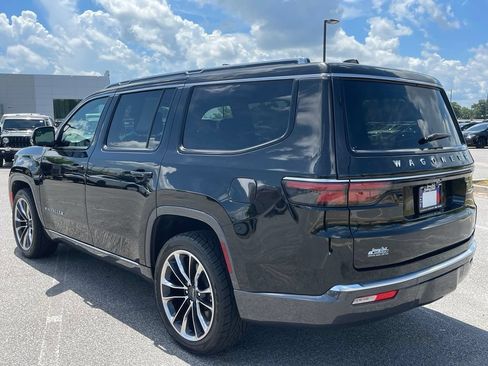 Used 2022 Jeep Wagoneer Series III w/ Premium Group I RWD image 22