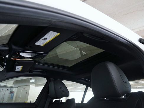 Used 2026 BMW 330i xDrive Sedan w/ Convenience Package image 11