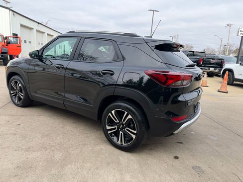 Used 2024 Chevrolet TrailBlazer LT w/ LT Cold Weather Package image 28