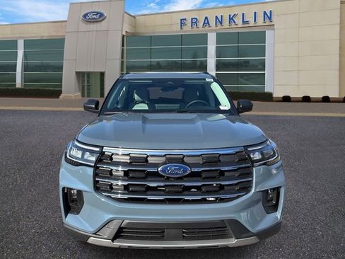 New 2026 Ford Explorer Active w/ Active Comfort Package AWD/4WD image 2