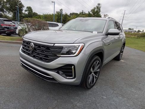 New 2026 Volkswagen Atlas SEL Premium R-Line image 8