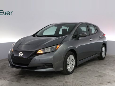 Used 2025 Nissan Leaf S FWD image 2